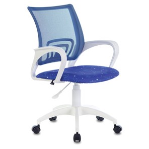 Кресло Brabix Fly MG-396W (с подлокотниками, пластик белый, сетка, темно-синее с рисунком "Space") 532405 в Пензе