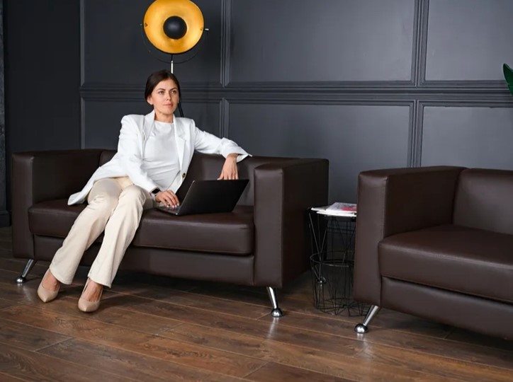 Комплект мебели Альбиони коричневый кожзам  диван 2Д + кресло в Пензе - изображение 4