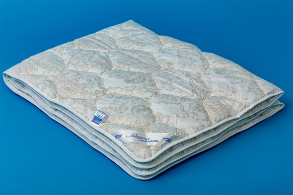 Одеяло всесезонное полутороспальное Лебединая нежность в Пензе - изображение